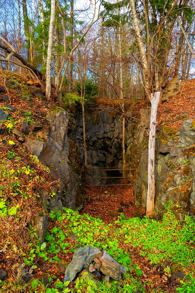 Blå Grottan Klackberg Norberg - november 2017 klackberg hidden entrance