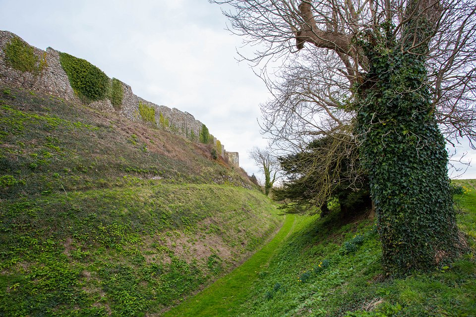 Carisbrooke castle Isle of Wight- april 2018 vallgraven