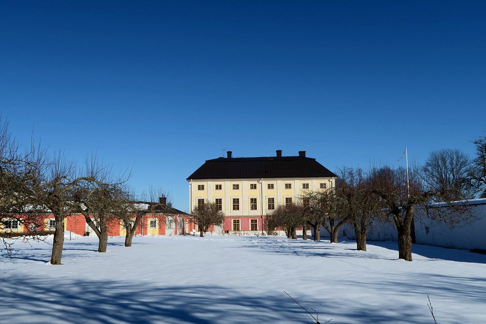 Ekolsunds slott - mars 2018 slott park