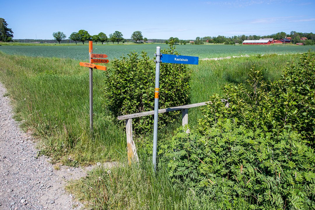 Kilakastalen Nyköping – juni 2019 skyltar