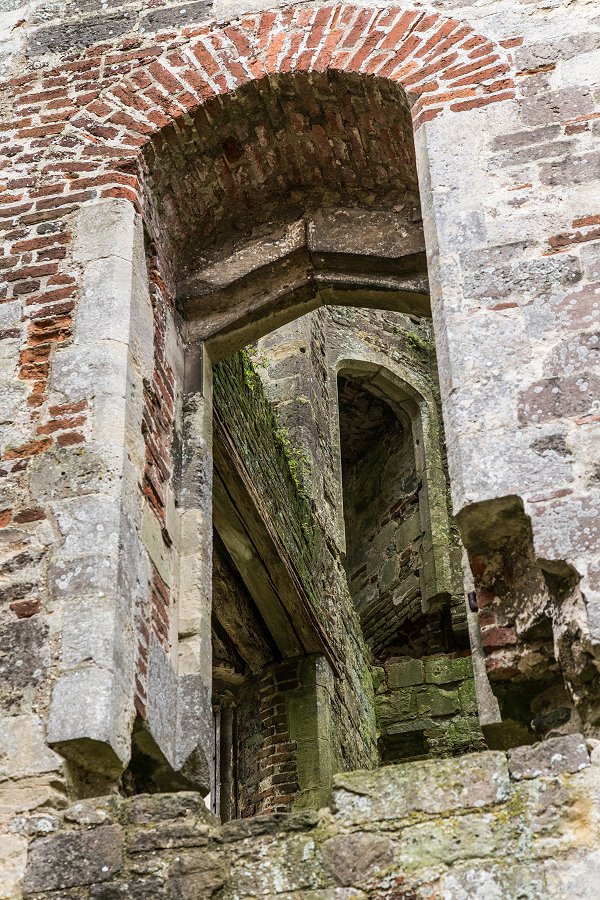 Titchfield Abbey - december 2015 tower door