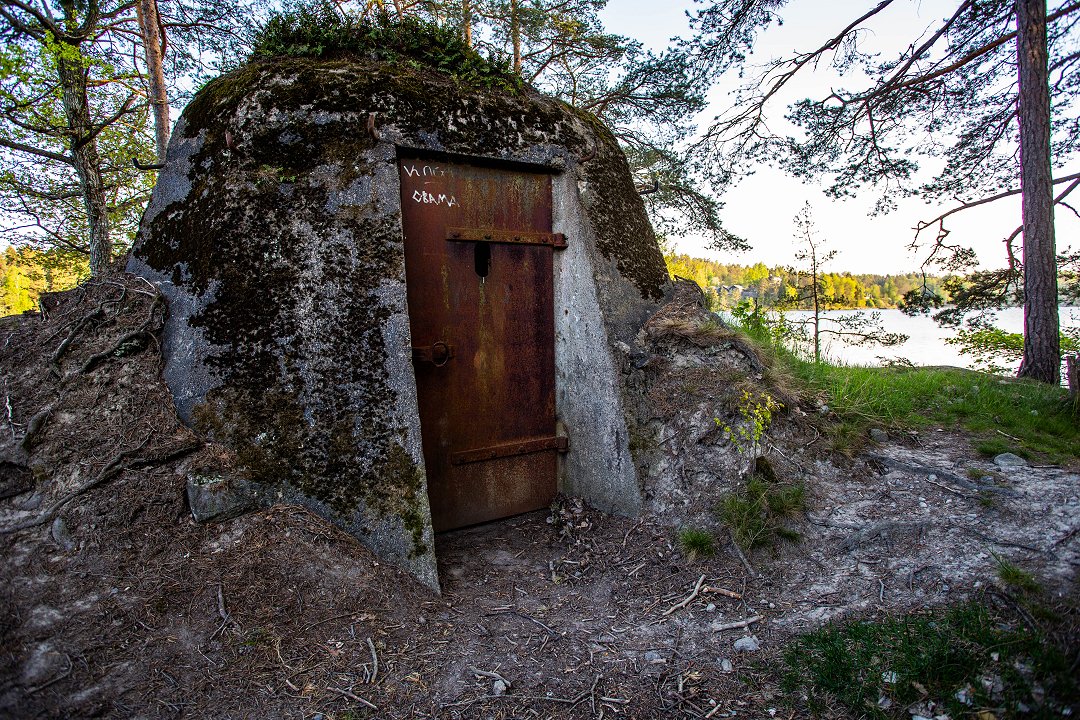 Södra Fronten Bunker Tyresö - maj 2019 olast dorr