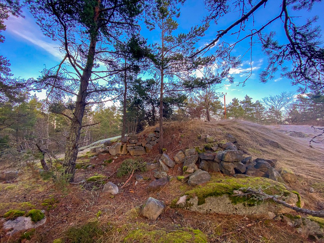 Stå värn, Bromma - januari 2023 stenmur