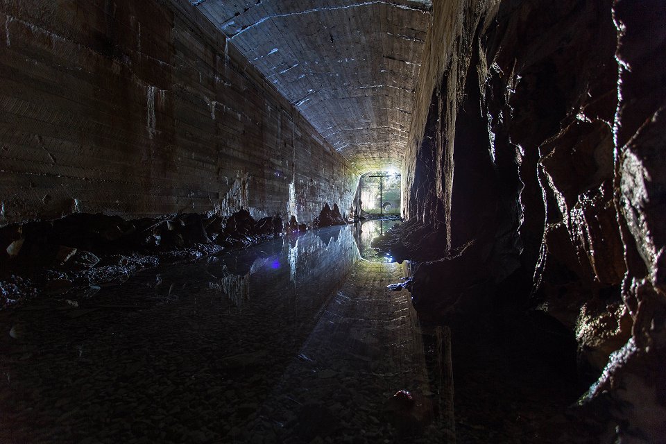 Lekombergs gruva - oktober 2016 dark and filled with water